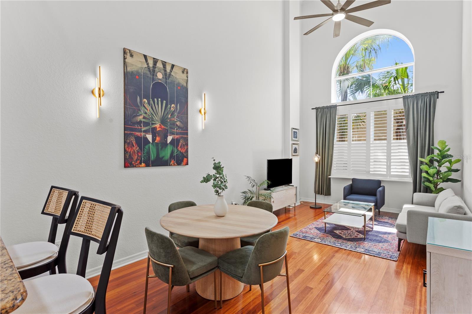 PARKCREST HARBOUR ISLAND CONDO - Residential