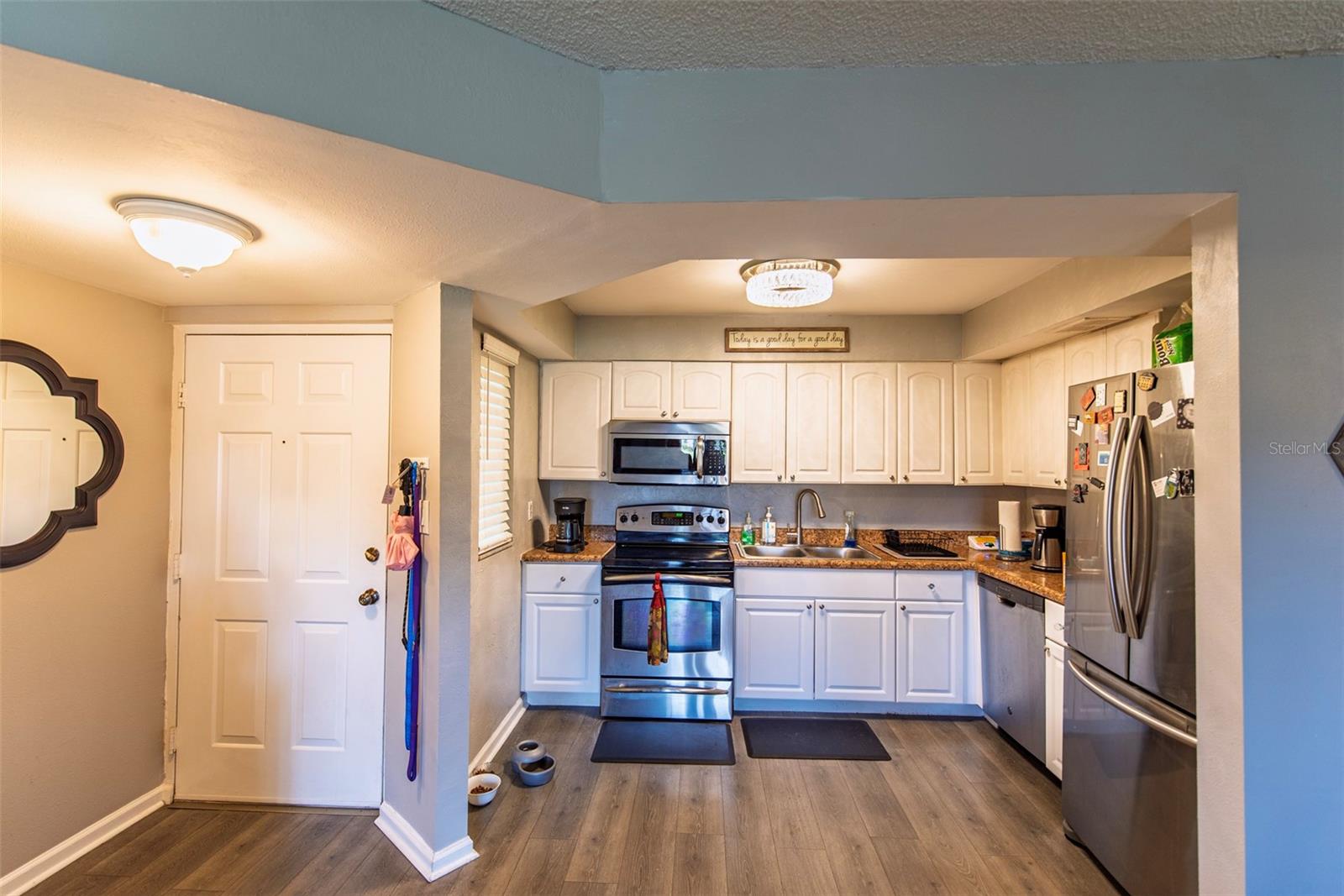 19505 QUESADA AVENUE JJ104