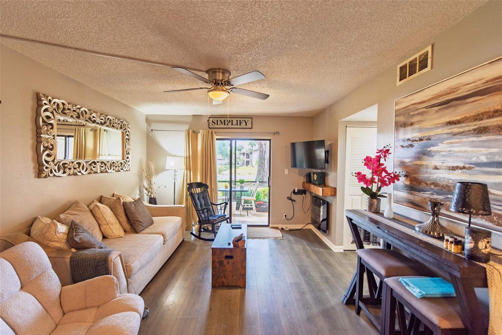 19505 QUESADA AVENUE JJ104