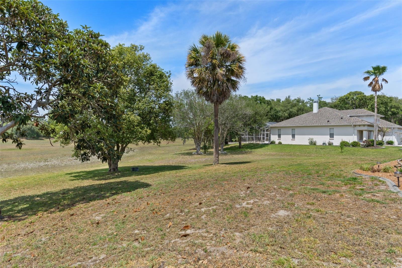 AUTUMN OAKS - Residential