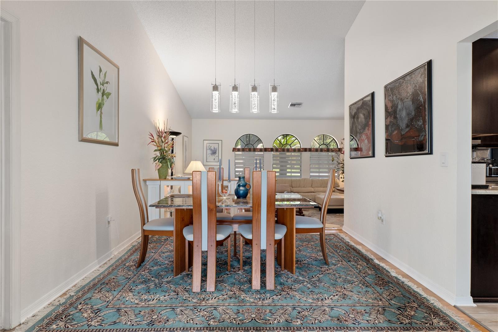 AUTUMN OAKS - Residential