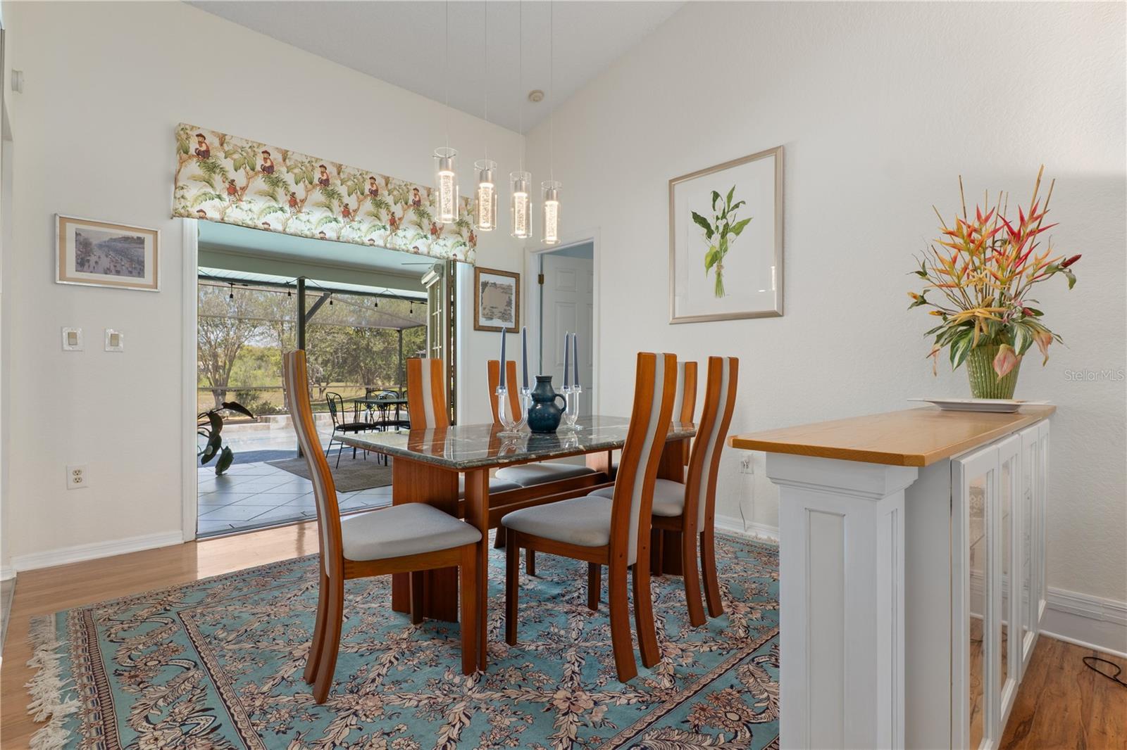 AUTUMN OAKS - Residential