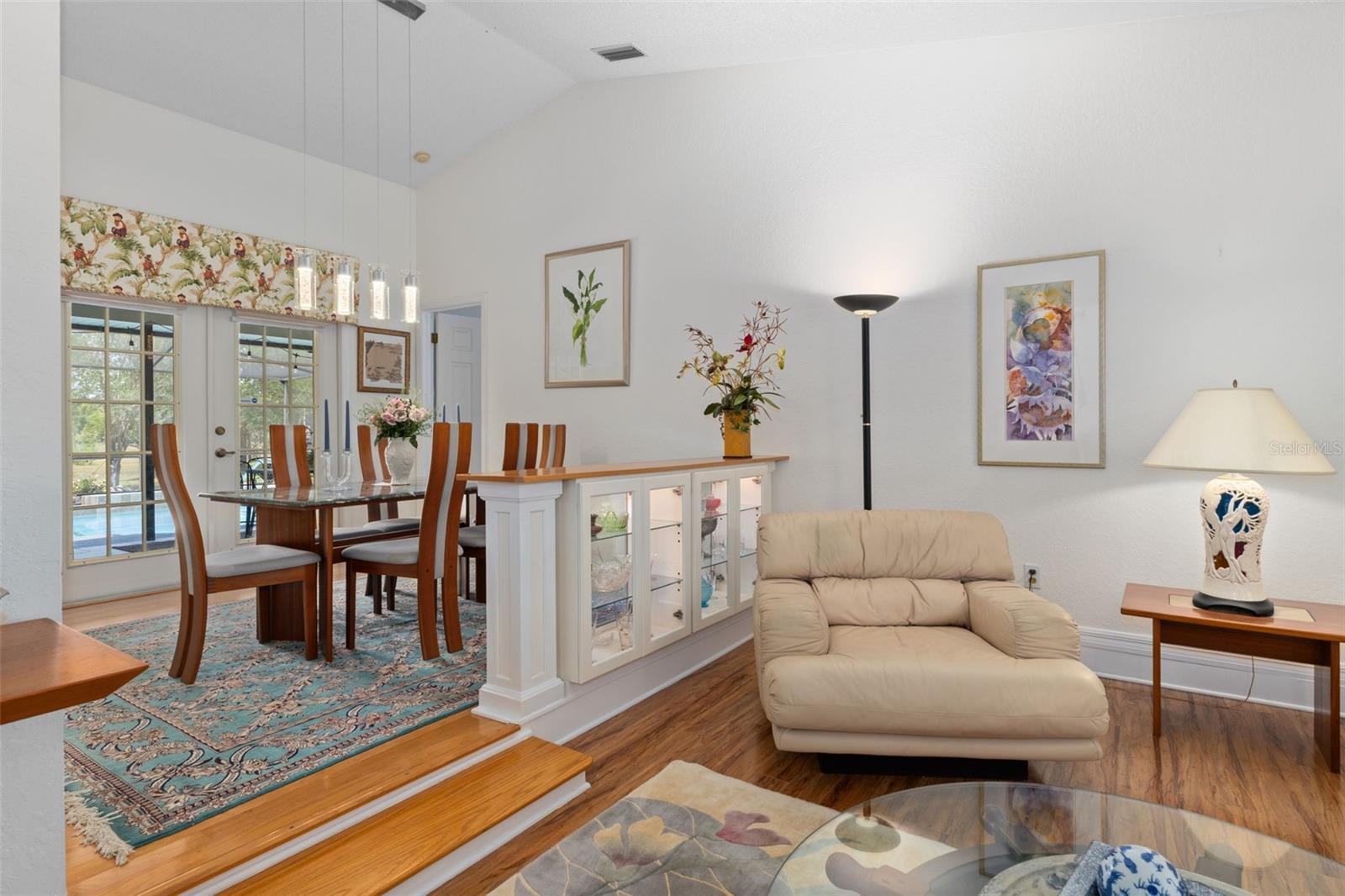 AUTUMN OAKS - Residential