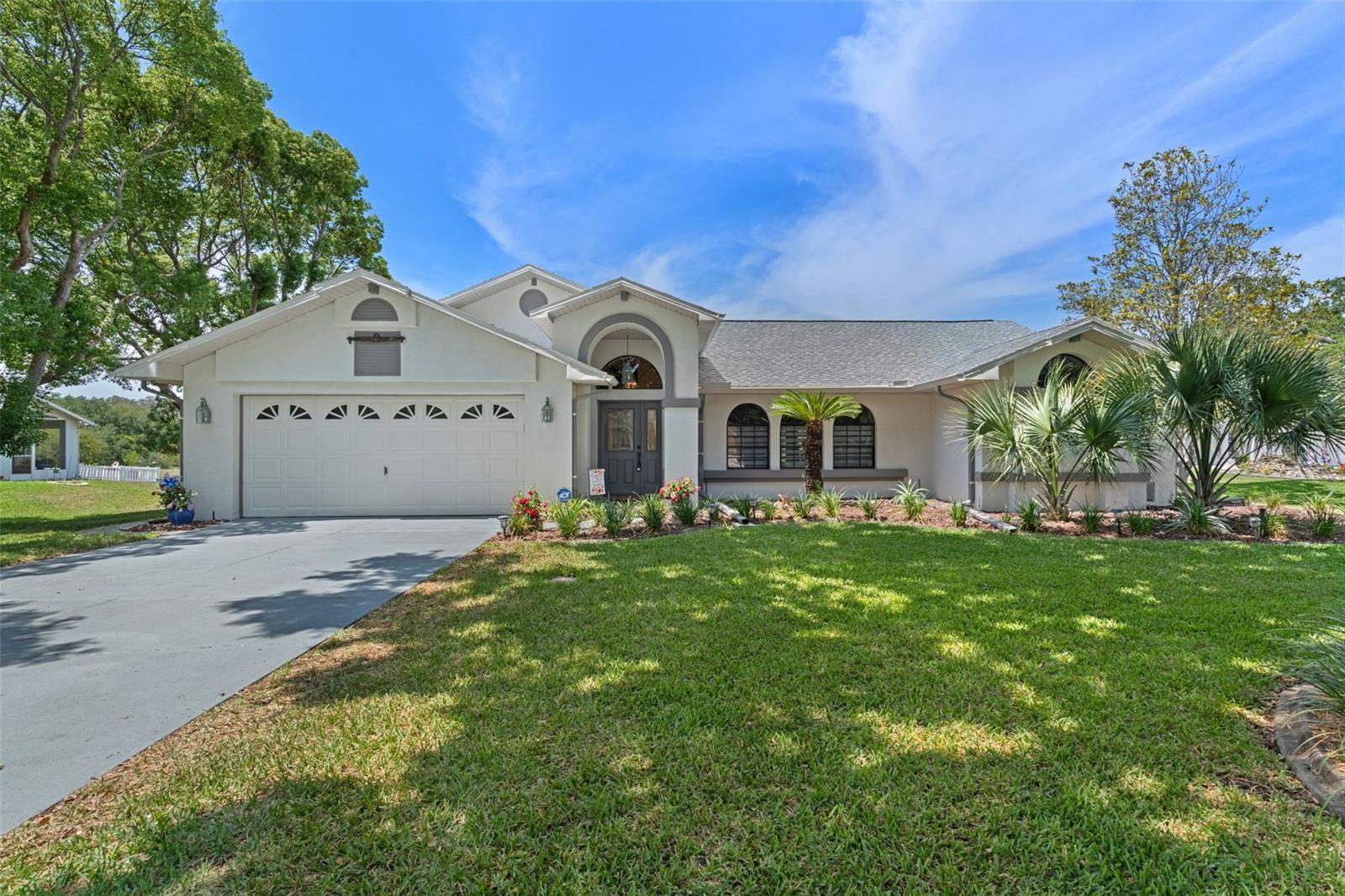 AUTUMN OAKS - Residential