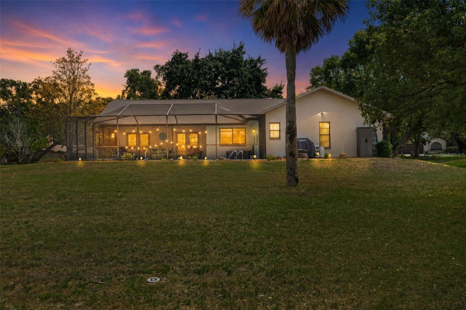 AUTUMN OAKS - Residential