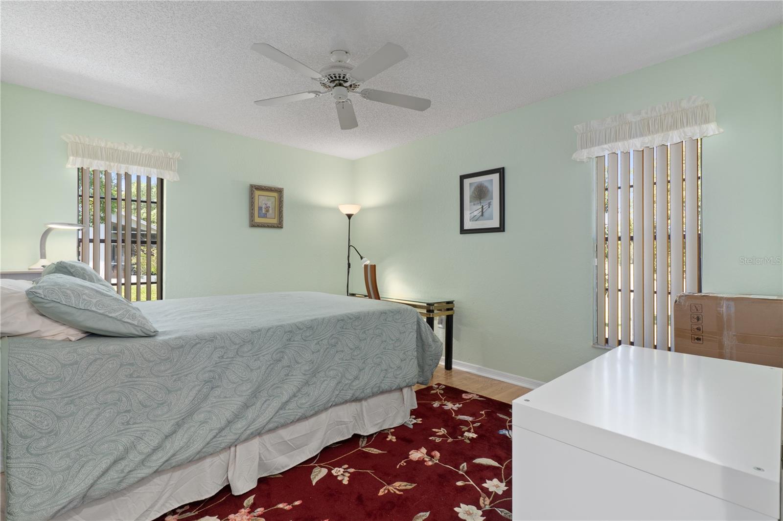 AUTUMN OAKS - Residential