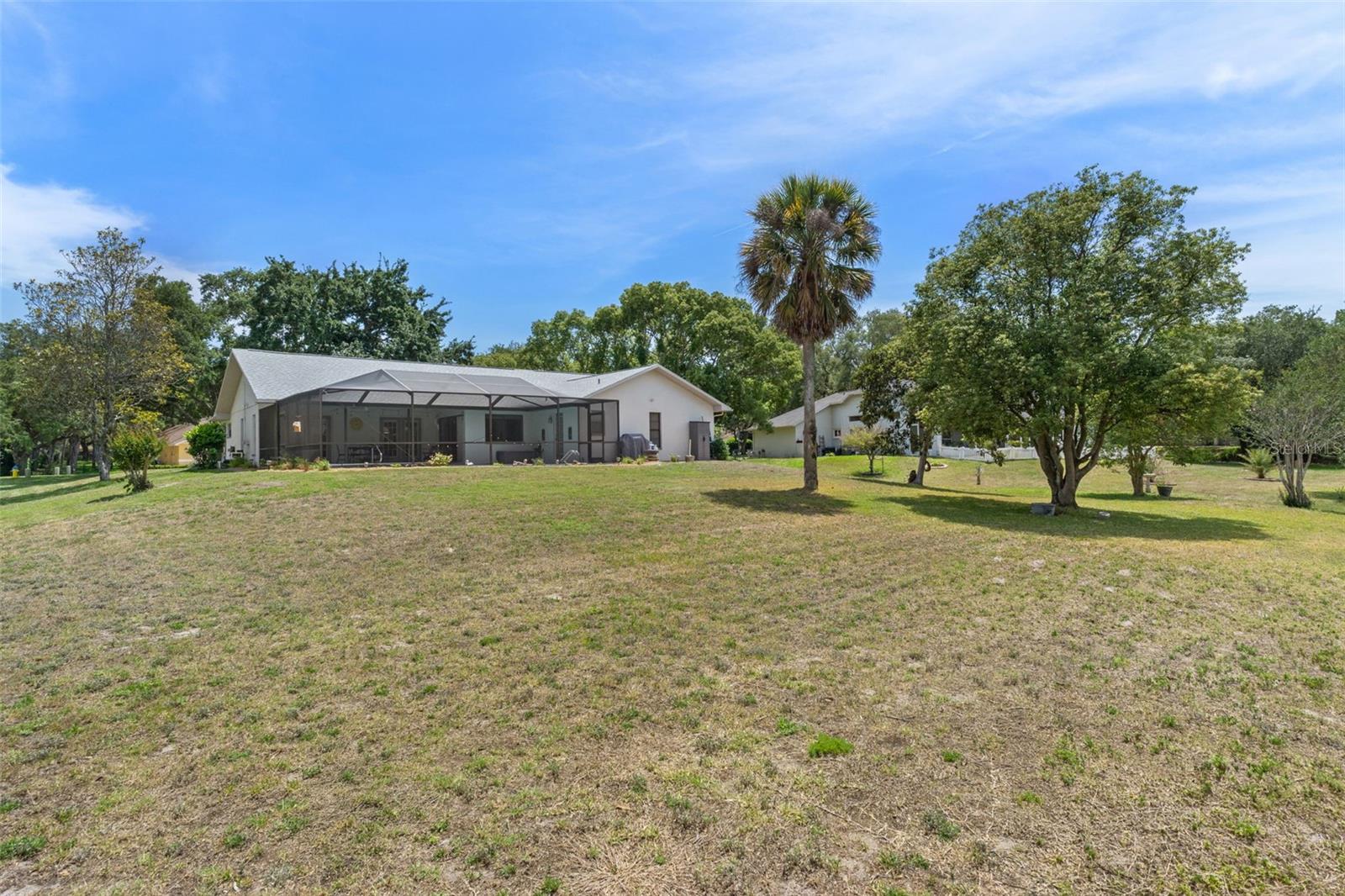 AUTUMN OAKS - Residential