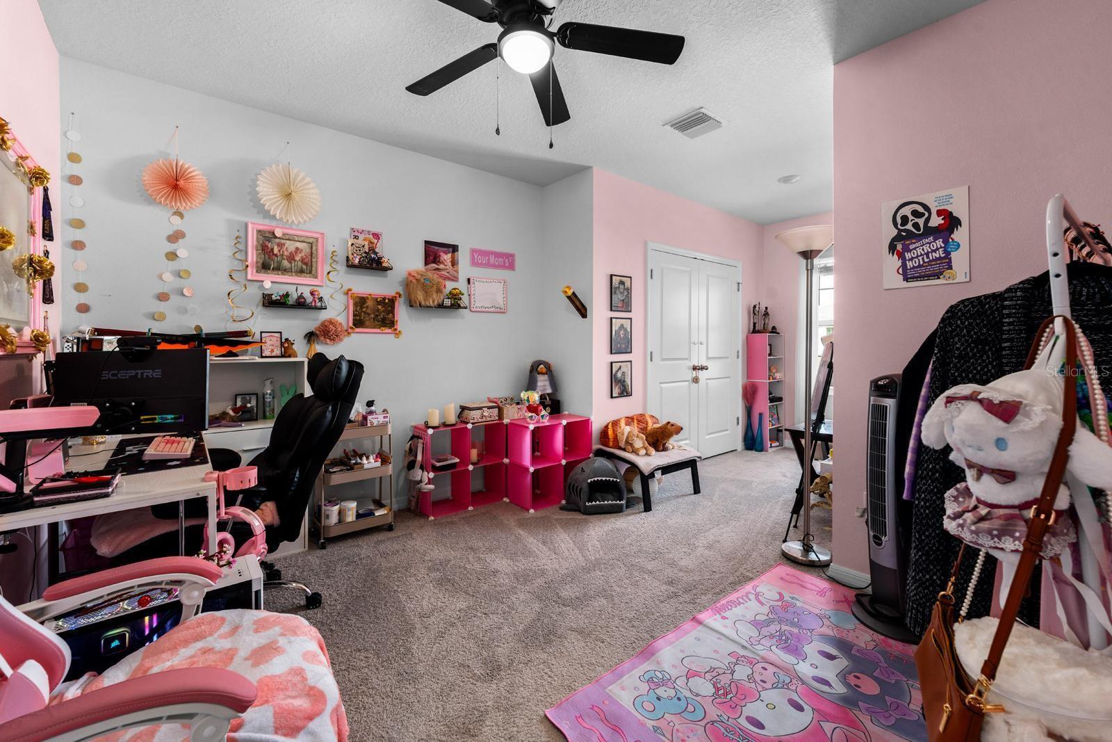 EASTHAVEN TWNHMS - Residential