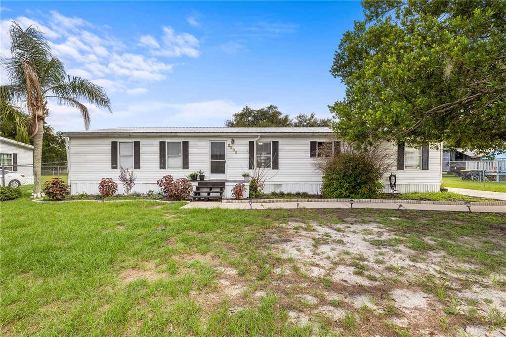 Photo of 4332 Upper Meadow Road, Mulberry, FL 33860 (MLS # TB8536514)