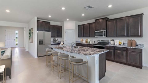 11833 Memorial Drive, Brooksville, FL 34613