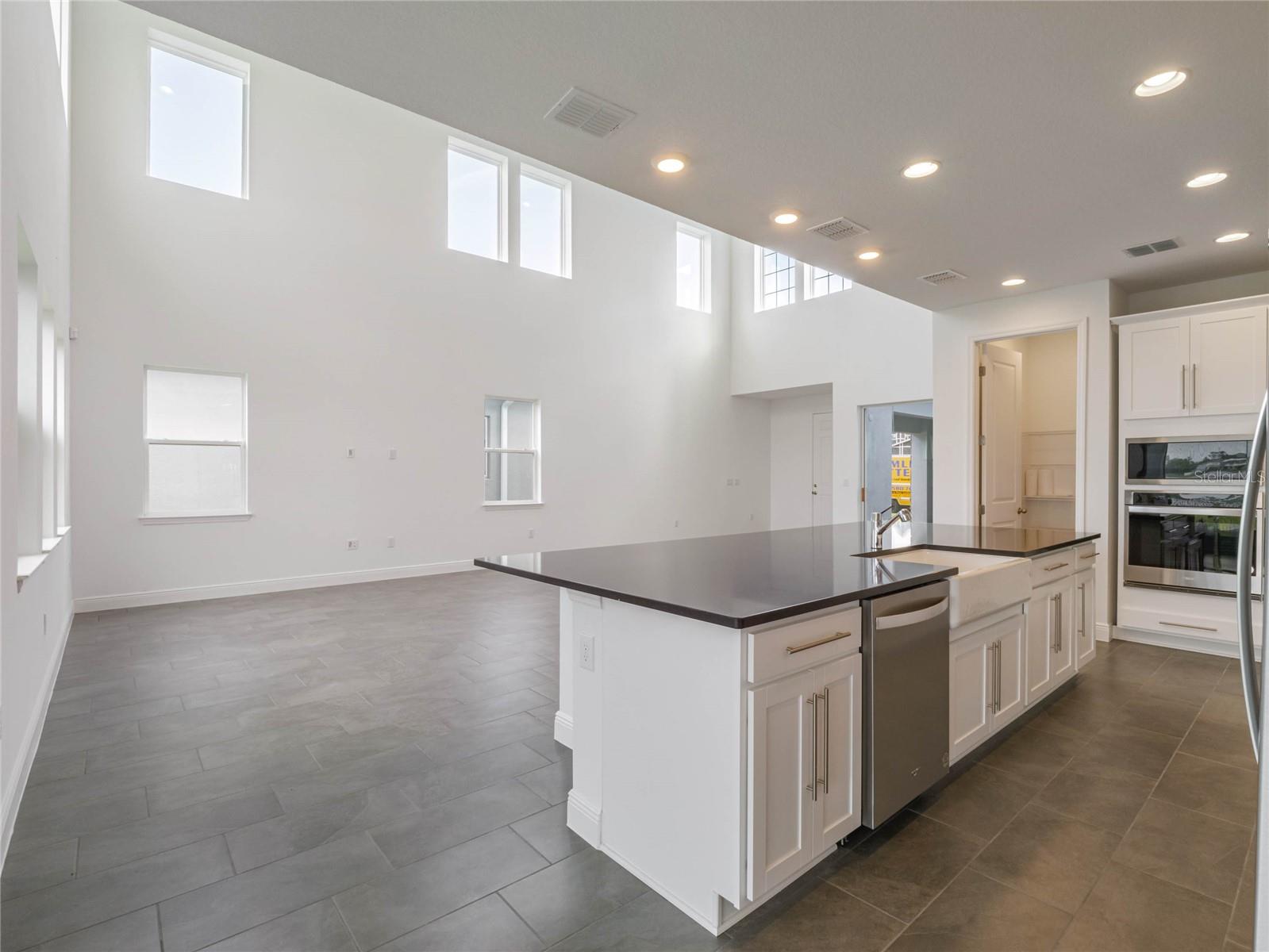 POITRAS EAST N-7 - Residential Lease