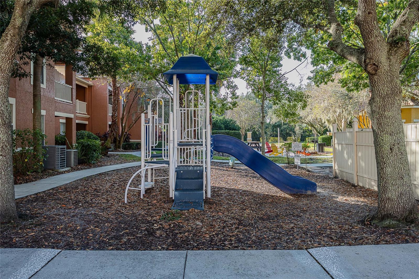 MIRABELLA - Residential