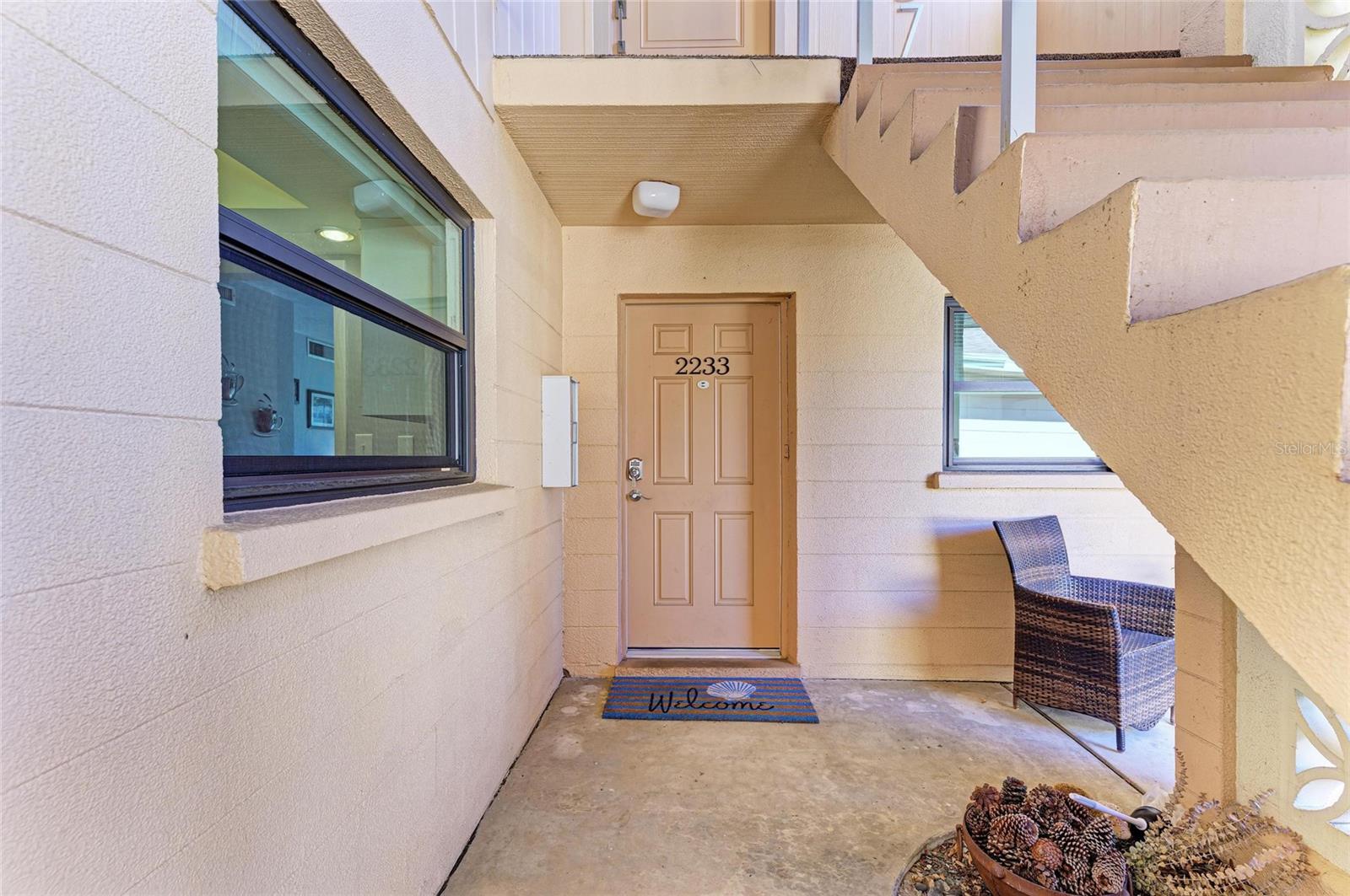 2233 BENEVA TERRACE 2232