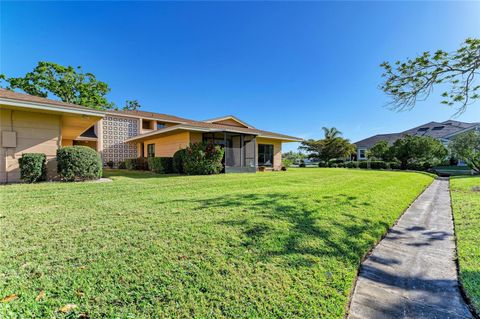 Photo of 2233 Beneva Terrace #2232, Sarasota, FL 34232 (MLS # A4644944)