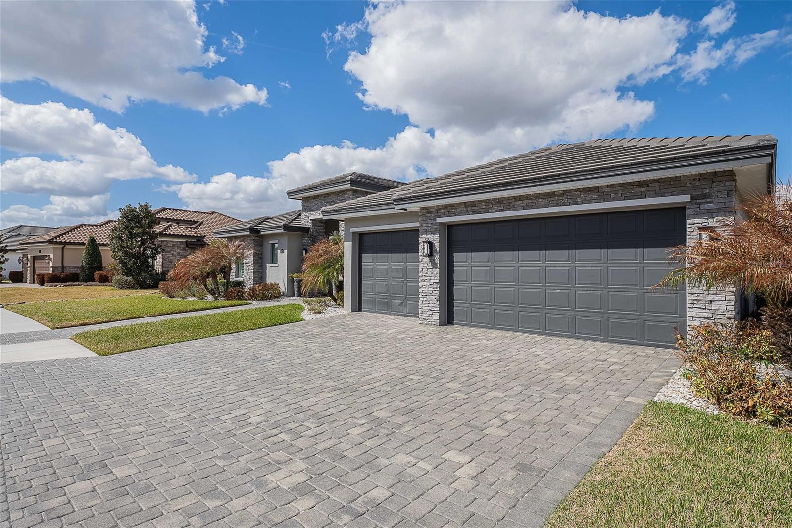 HERITAGE LAKES PH 02 - Residential