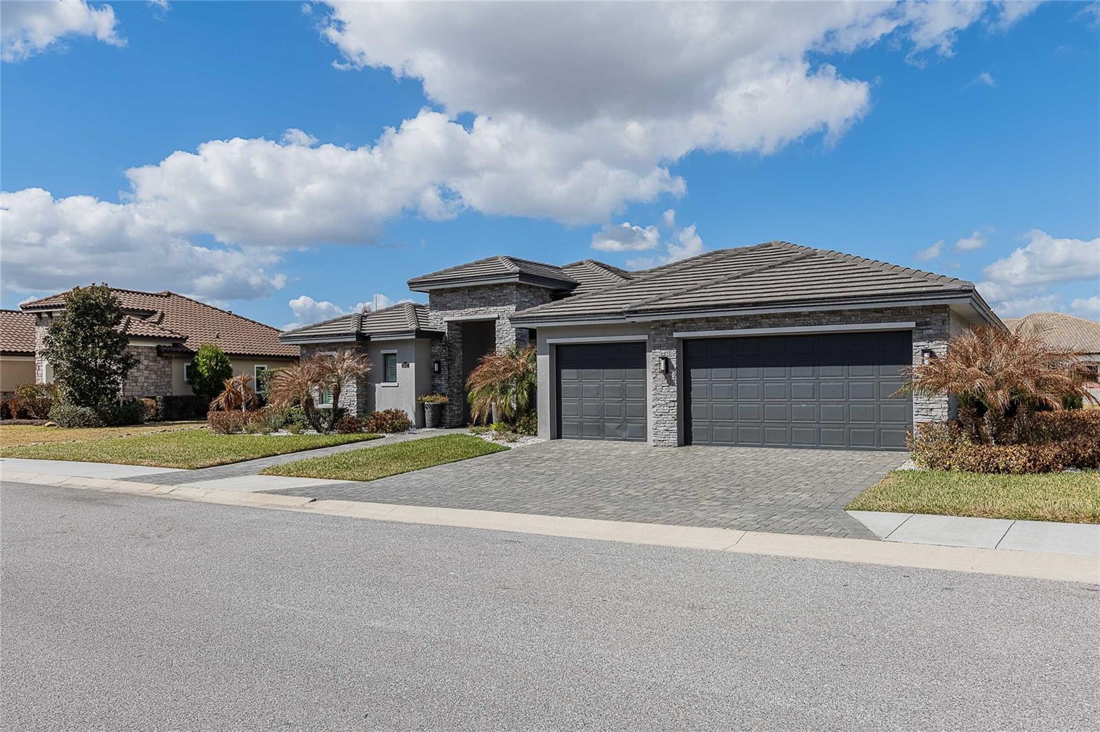 HERITAGE LAKES PH 02 - Residential