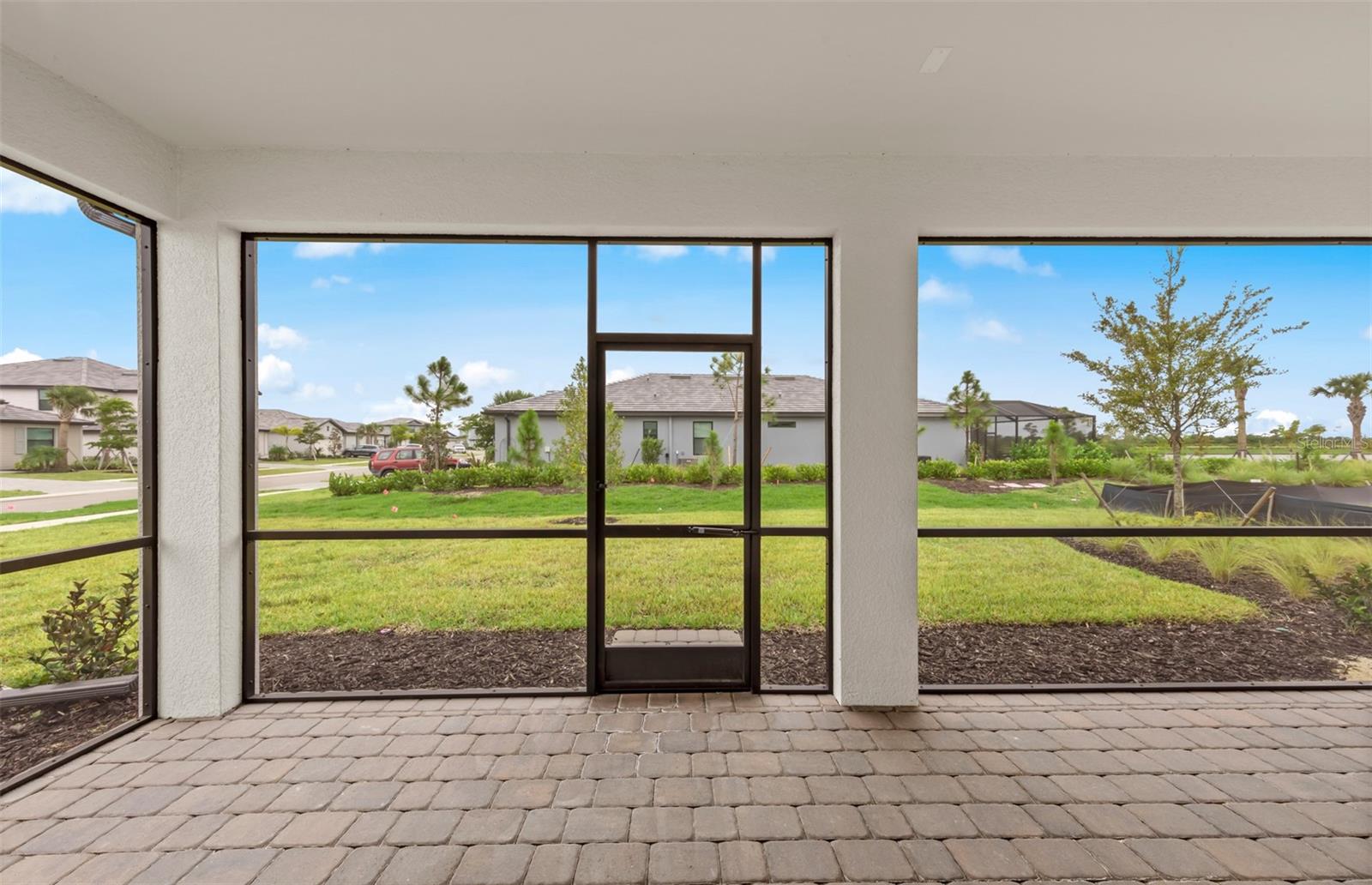 LAKESPUR WELLEN PARK - Residential