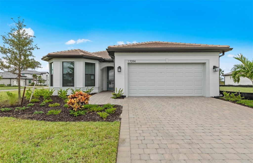 Photo of 17094 Moonflower Drive, Venice, FL 34293 (MLS # TB8379651)