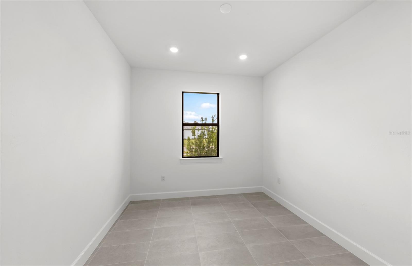 LAKESPUR WELLEN PARK - Residential
