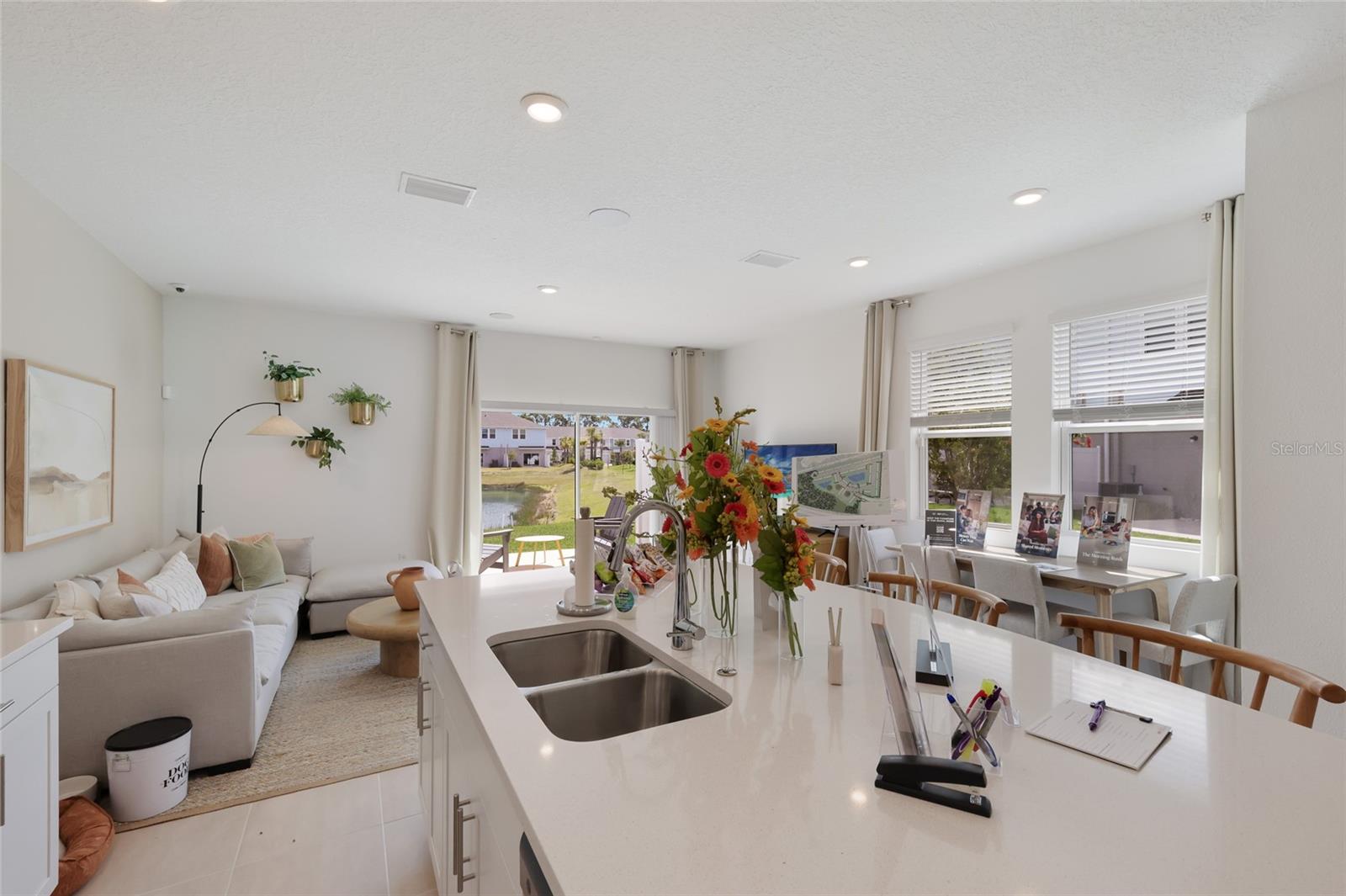 VINTERRA TOWNHOMES - Residential