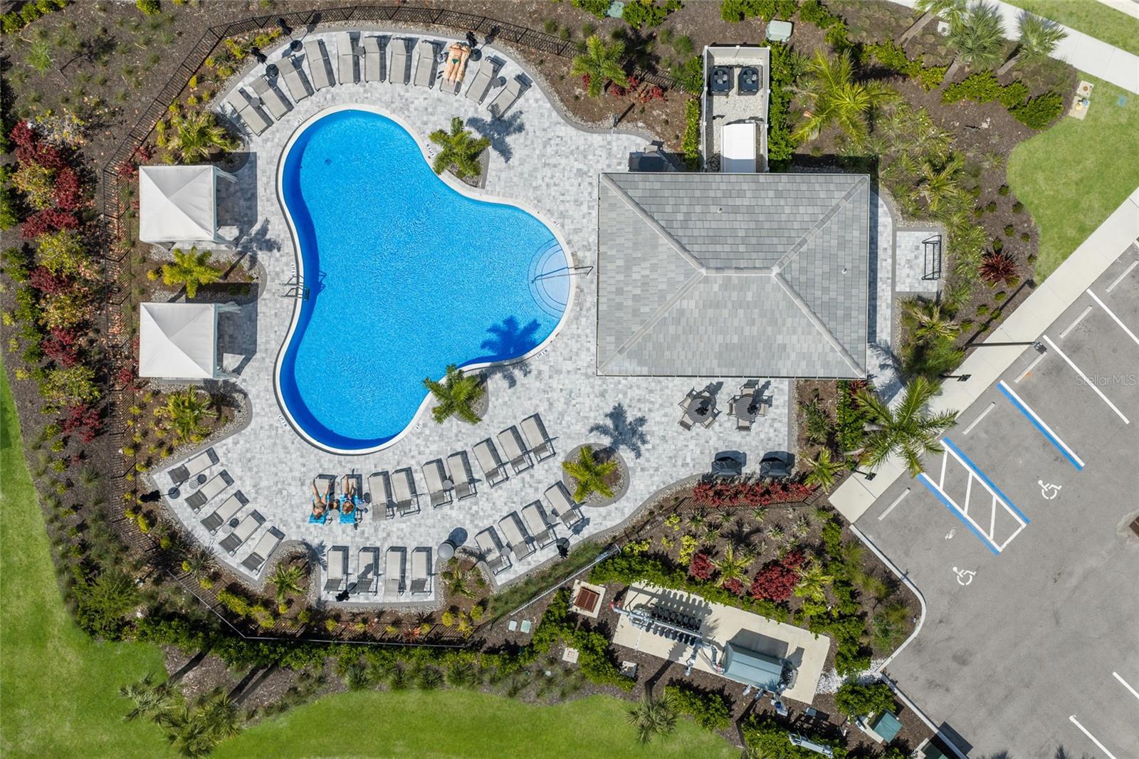 VINTERRA TOWNHOMES - Residential