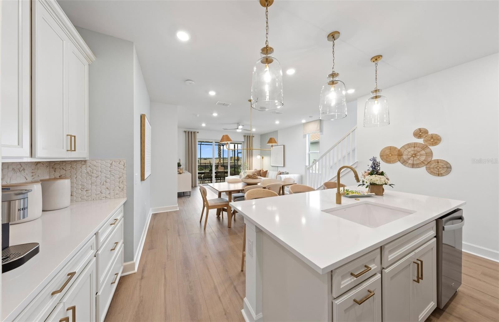 320 FISHTAIL PLACE