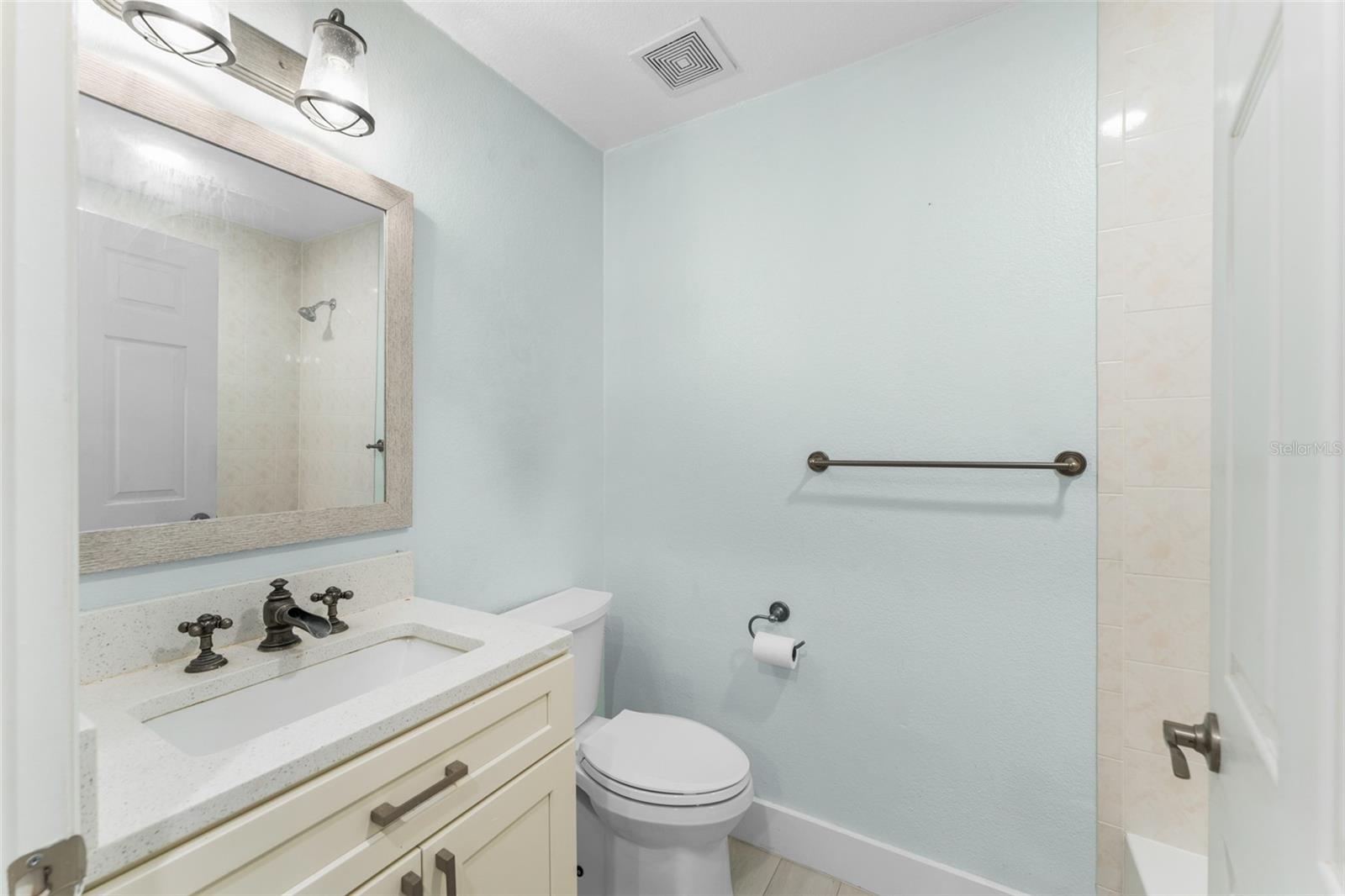 STONEYBROOK UN X1 - Residential Lease