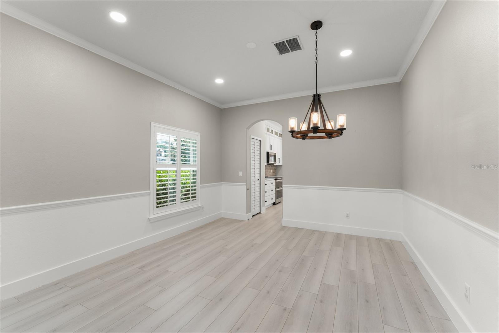 STONEYBROOK UN X1 - Residential Lease