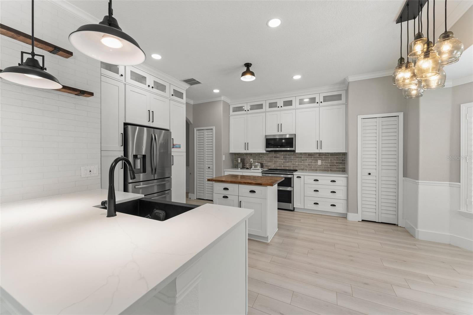 STONEYBROOK UN X1 - Residential Lease