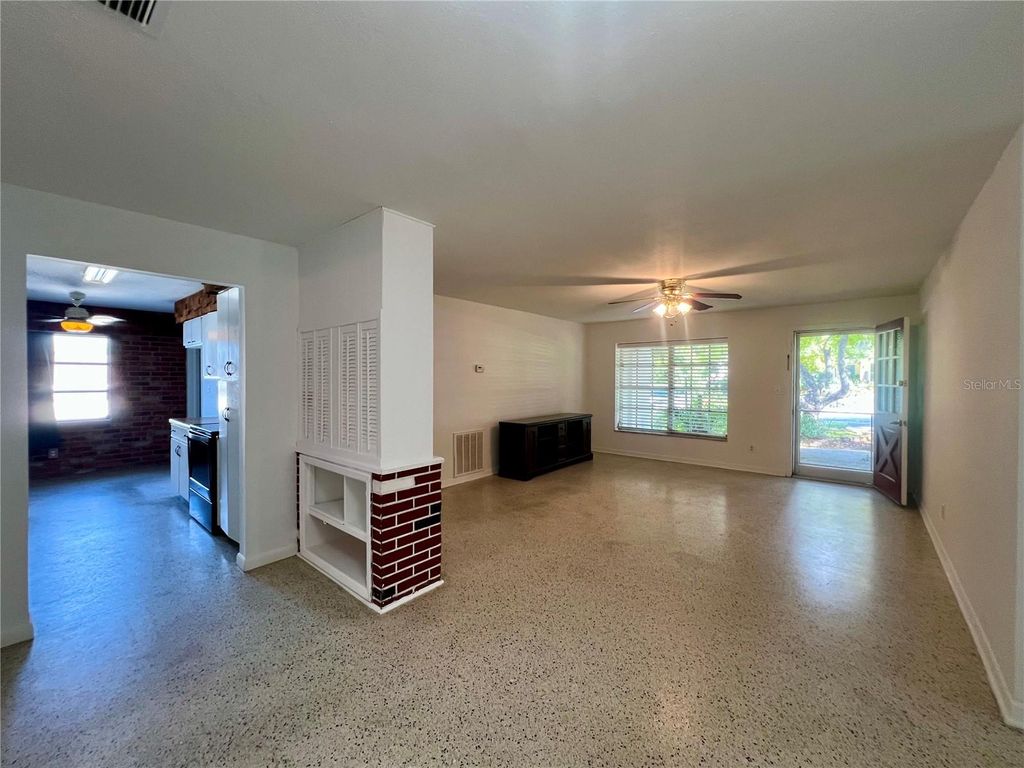 Photo of 1314 Hawaii Avenue, Palm Harbor, FL 34683 (MLS # TB8434341)