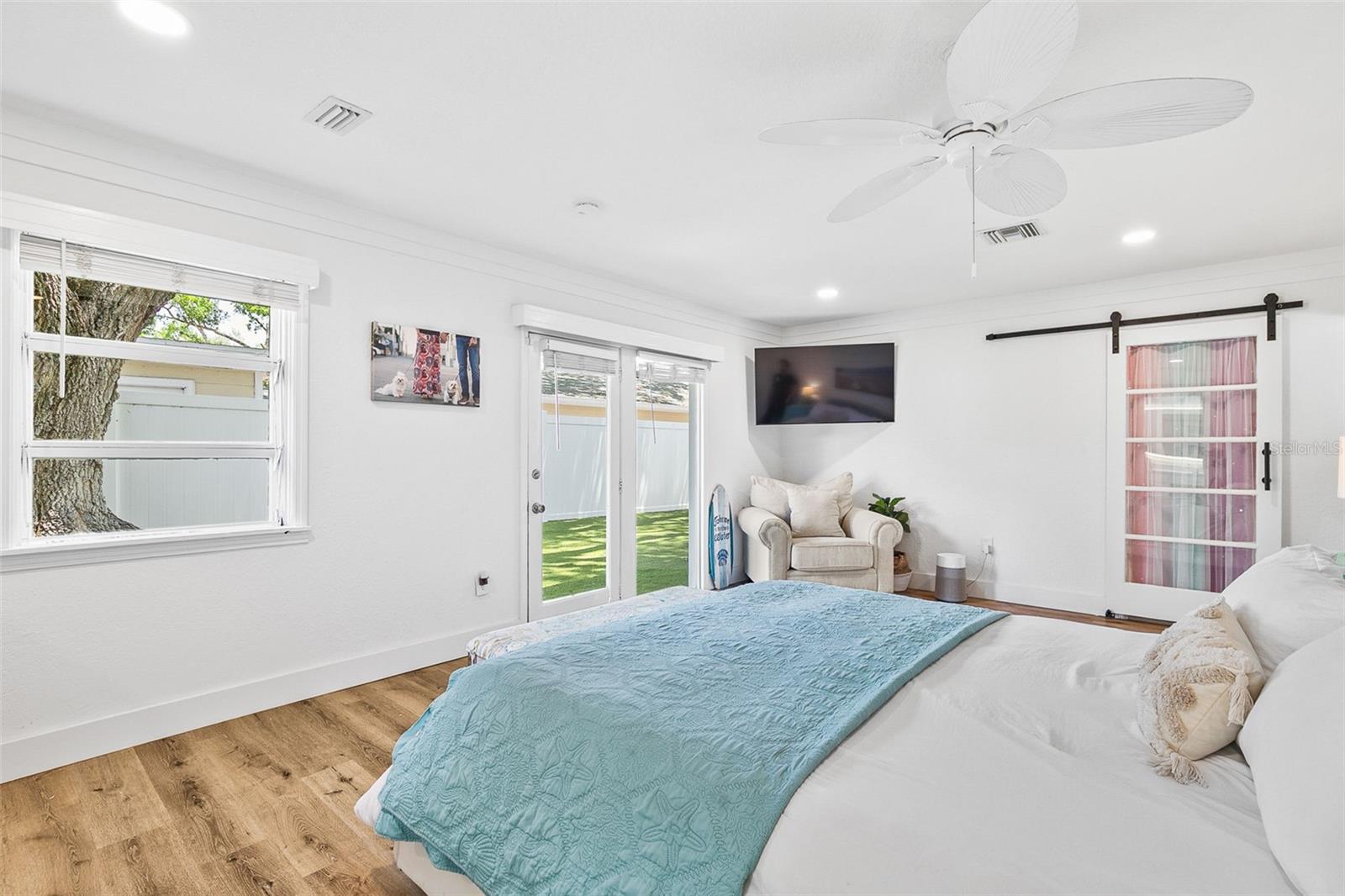 GREENWICH - Residential