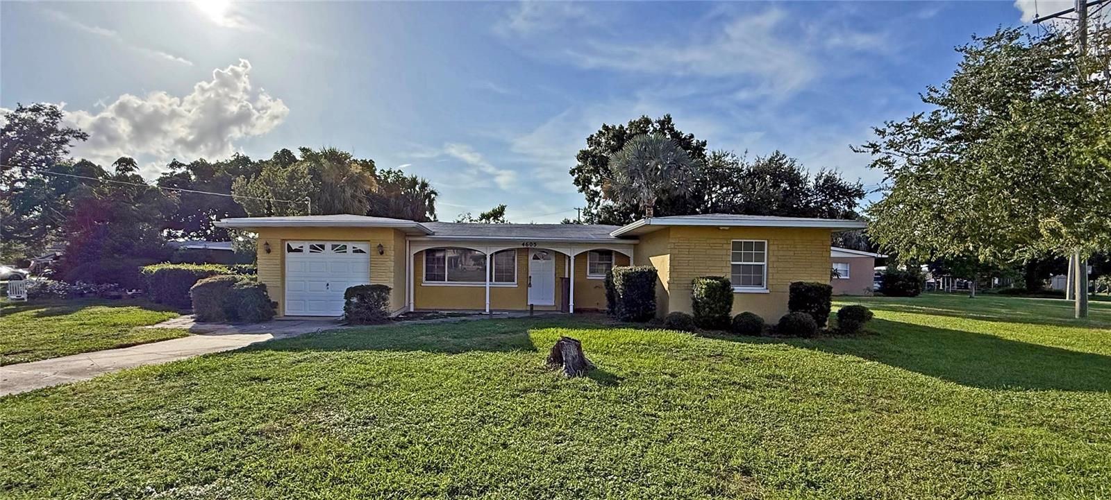 4605 S Grady Ave is a mid-century, three-bedroom home offering 1,438 sqft of living space on a spacious city lot. With a mix of flooring types, central air, a garage, and a stucco exterior. Situated in a pleasant, well-regarded South Tampa neighborhood with nearby schools and amenities, it’s well-suited for families seeking a quiet, walkable community.