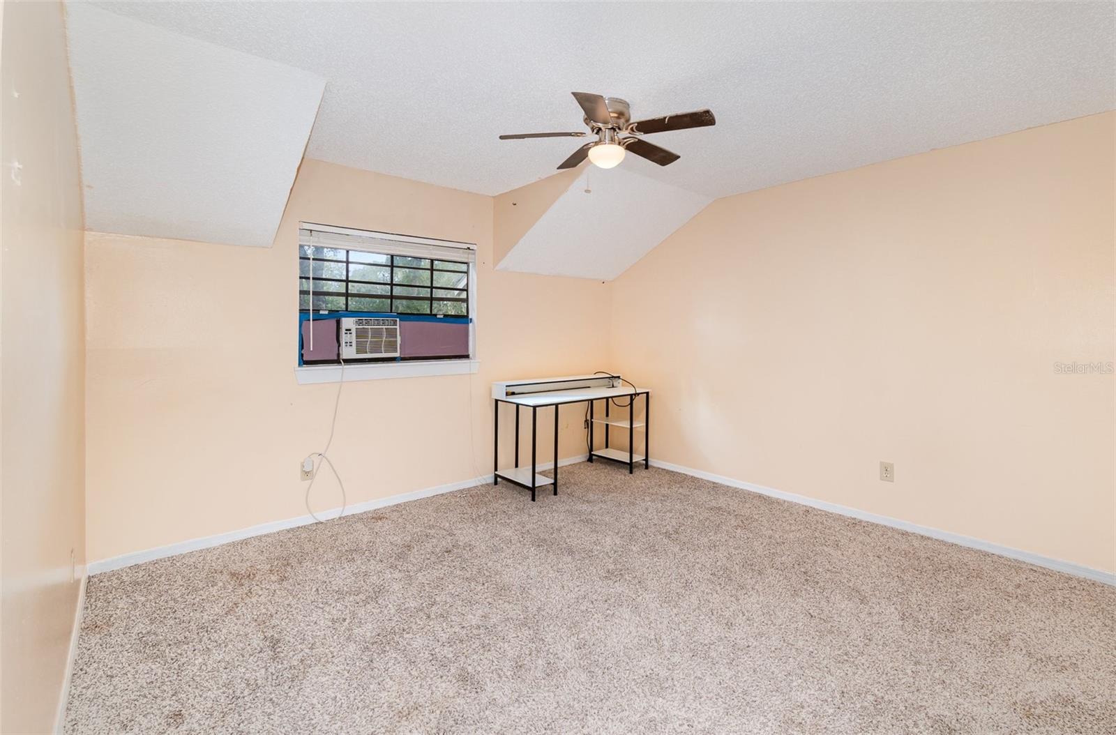 JENNIFER ESTATES - Residential