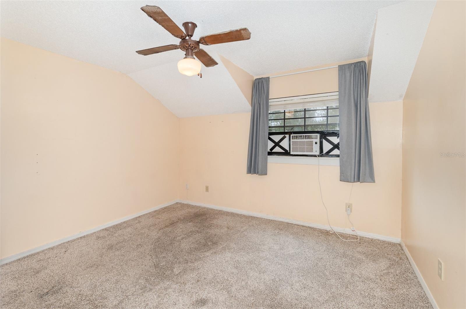 JENNIFER ESTATES - Residential