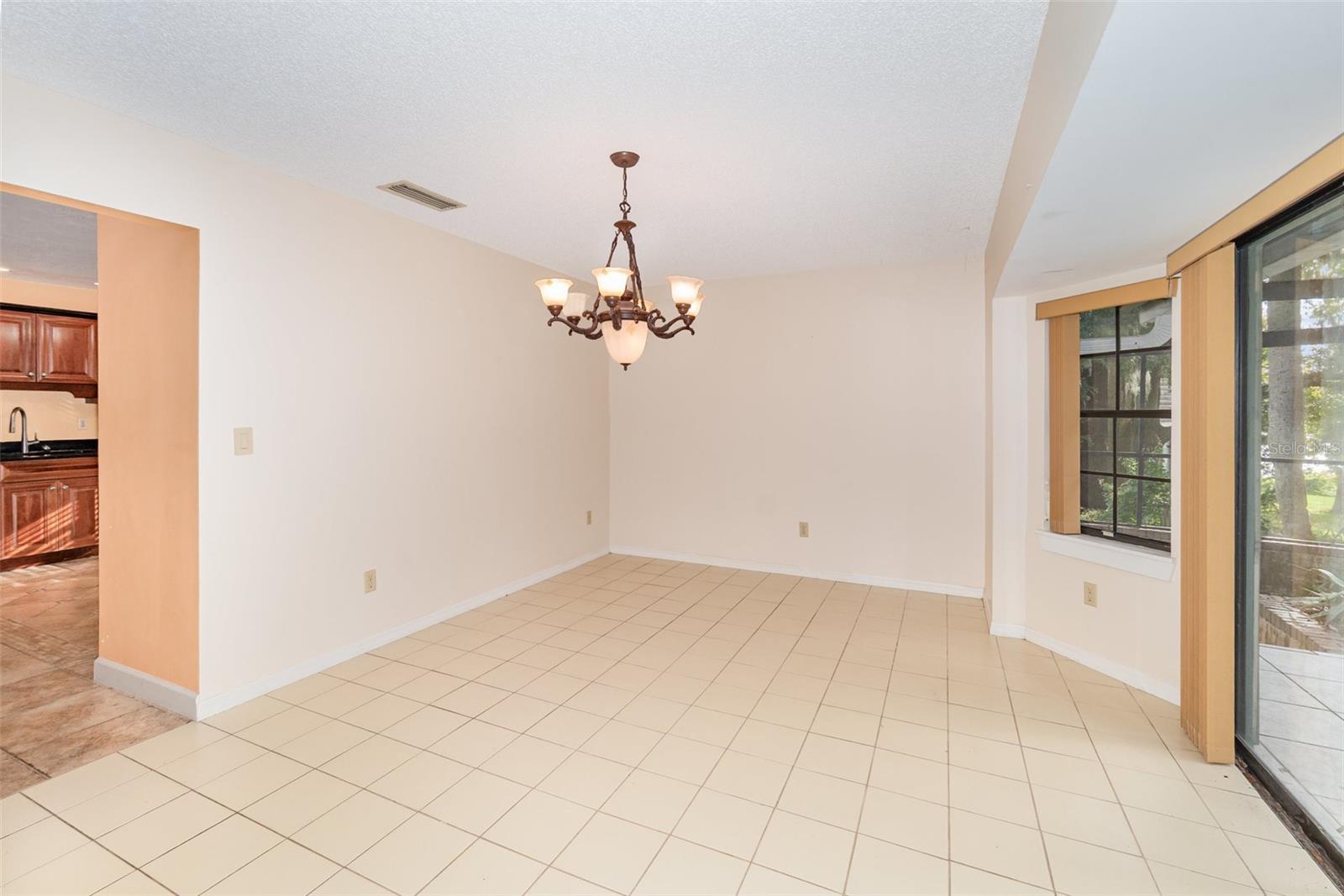 JENNIFER ESTATES - Residential