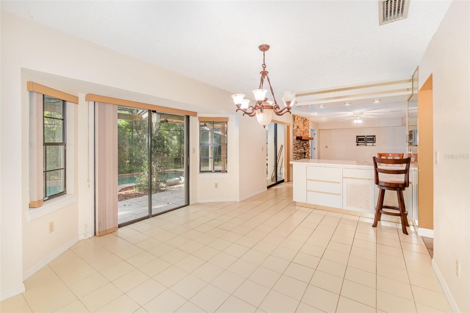 JENNIFER ESTATES - Residential