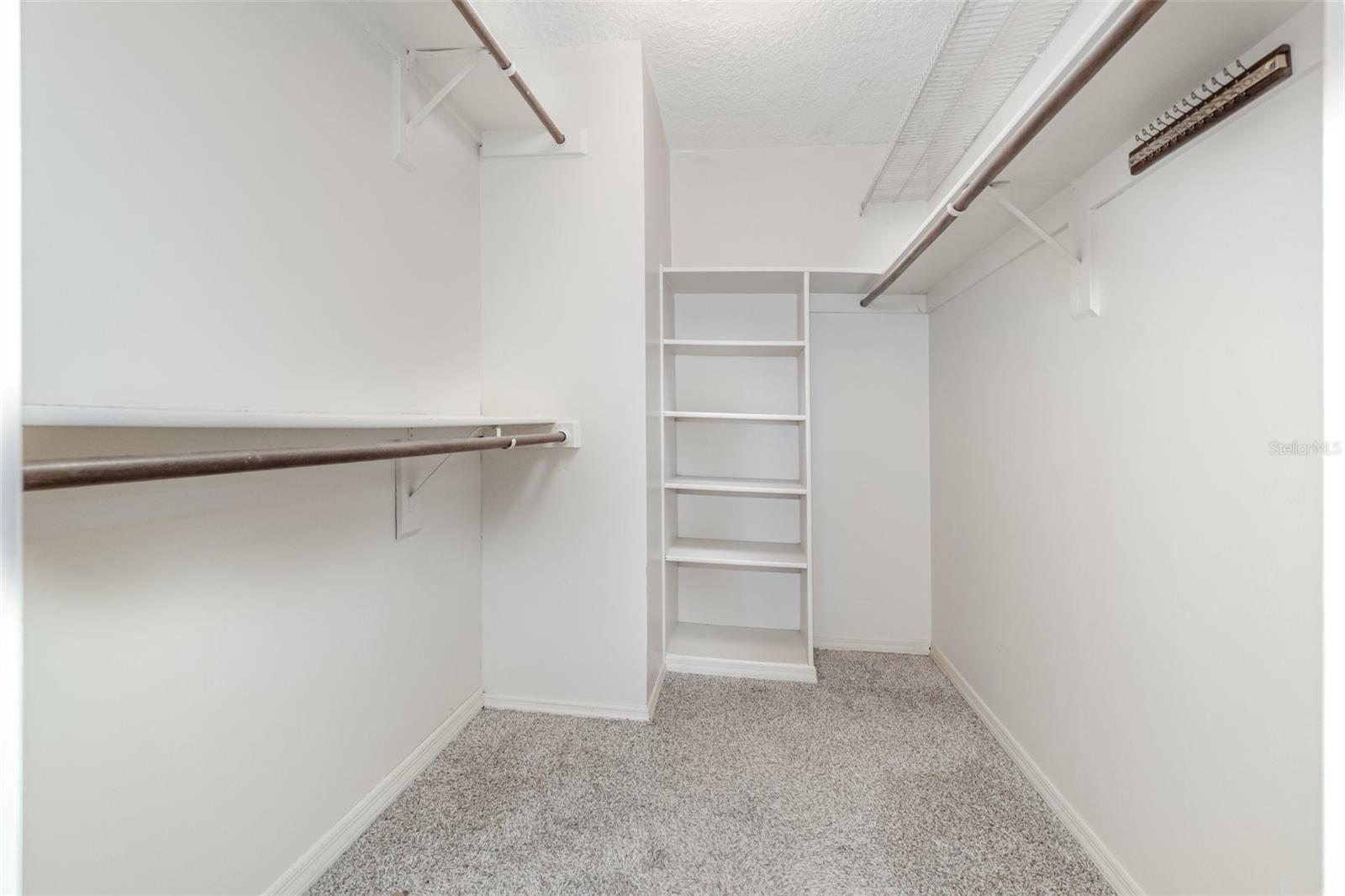 JENNIFER ESTATES - Residential