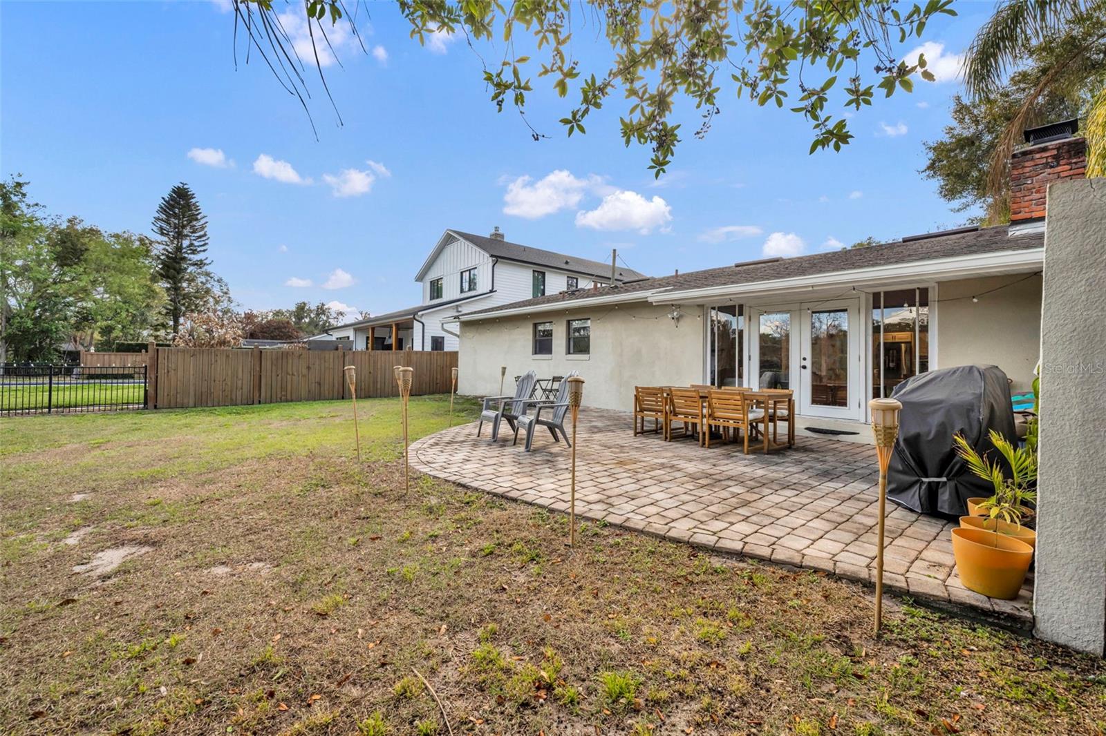 WELDONA REP - Residential Lease