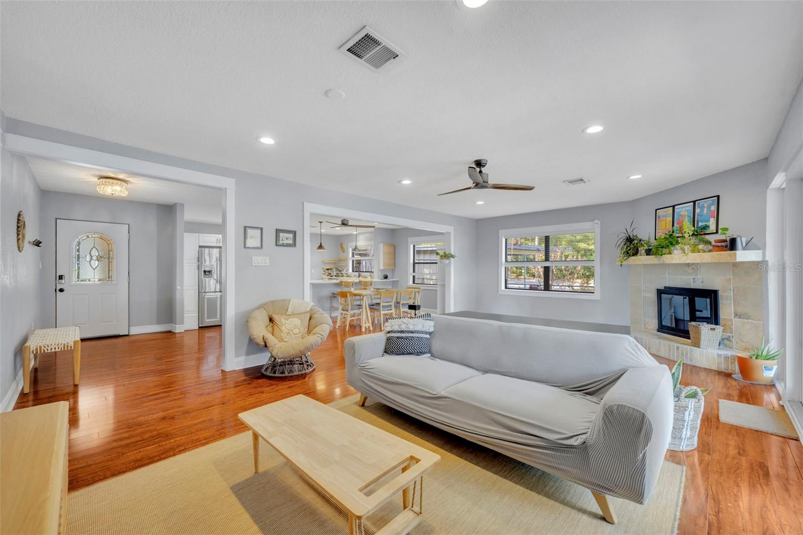 WELDONA REP - Residential Lease