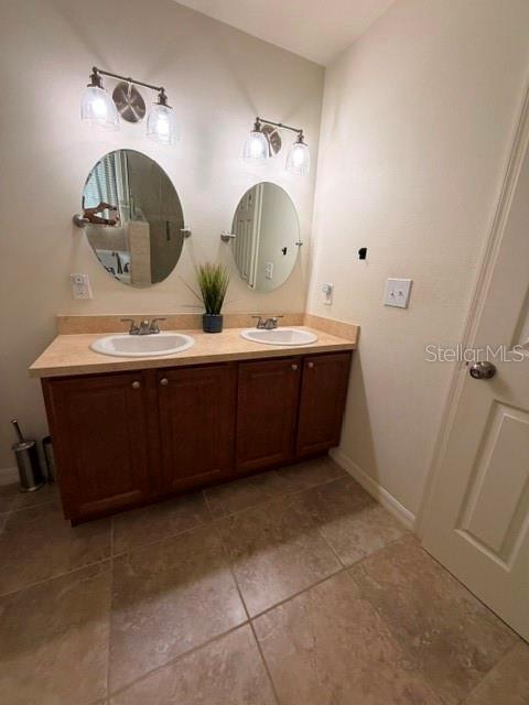 AMBER POINTE - Residential