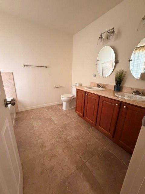 AMBER POINTE - Residential