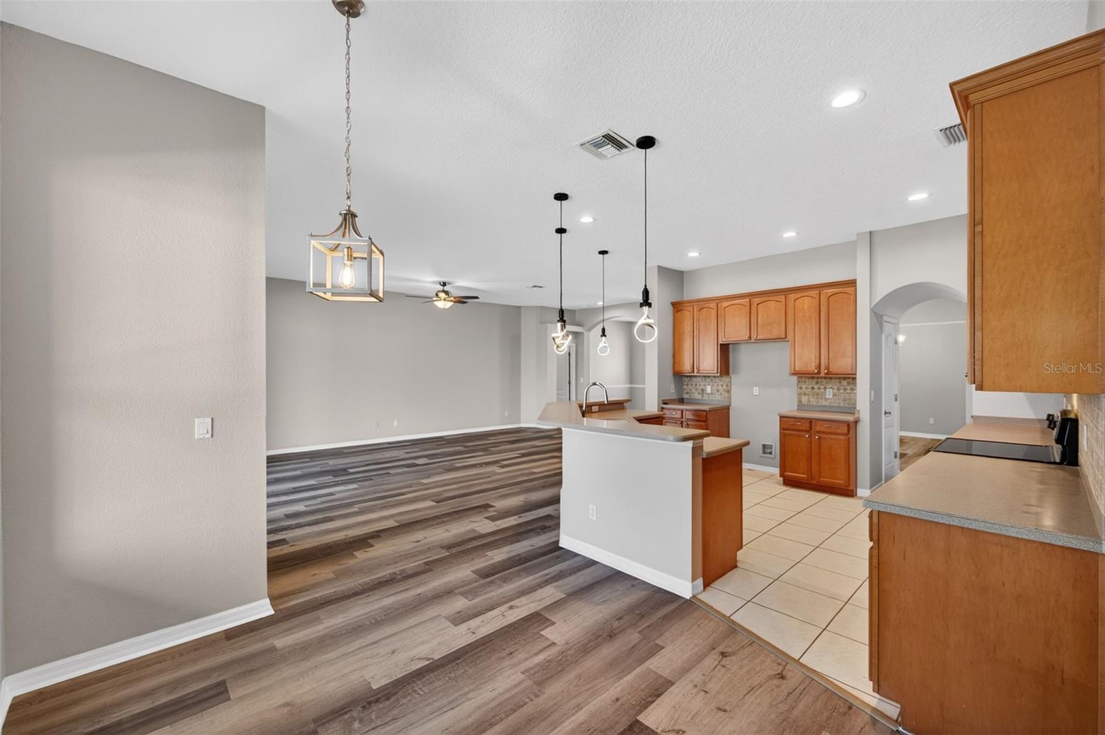 BLOOMINGDALE SEC BL 28 - Residential