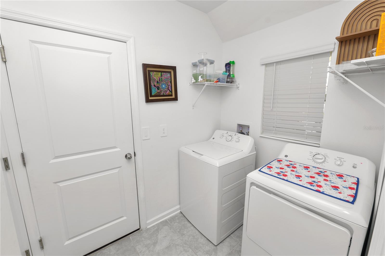 CASCADES PH 1A & 1B - Residential