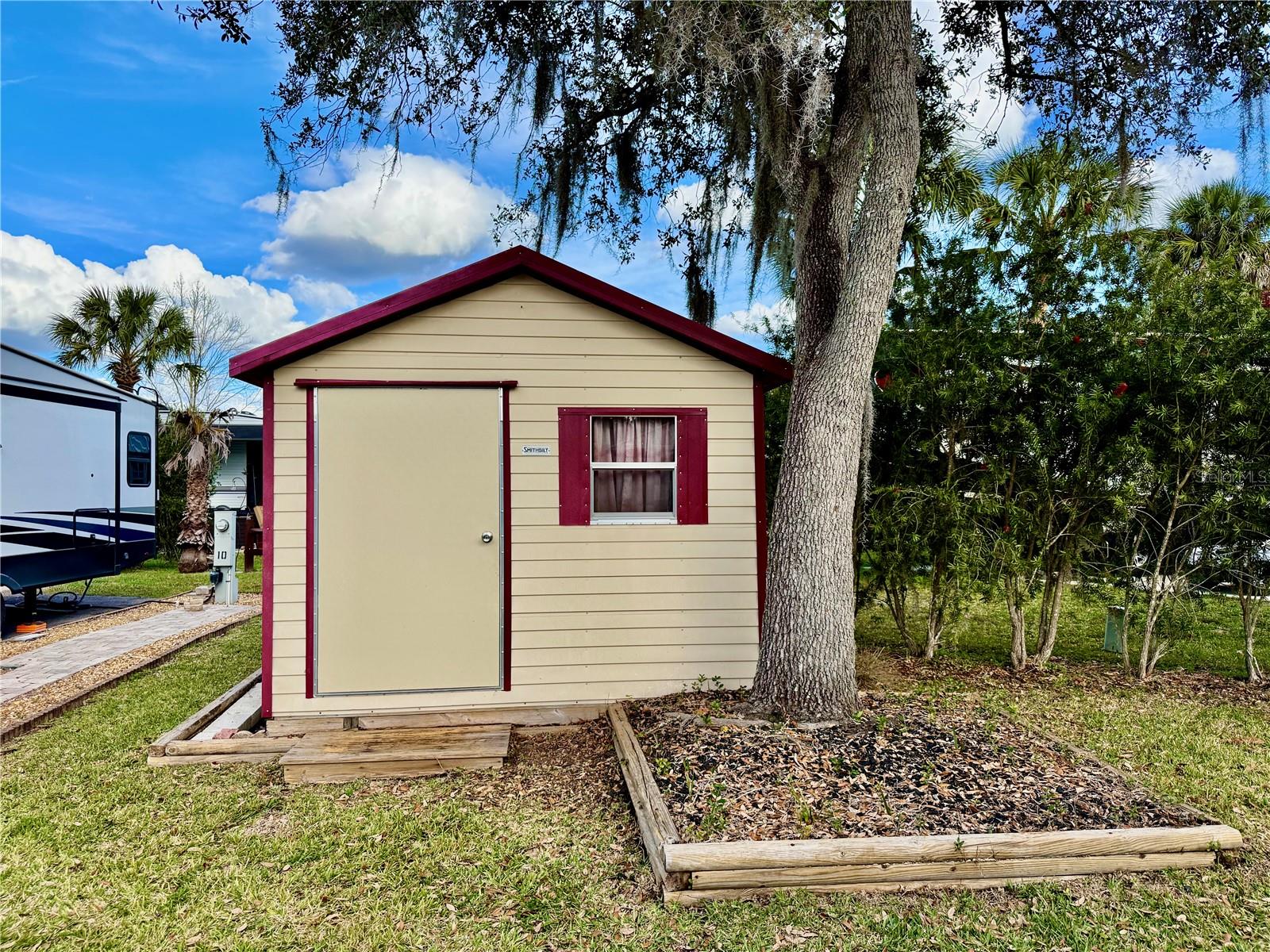 2915 NE 102ND AVENUE ROAD