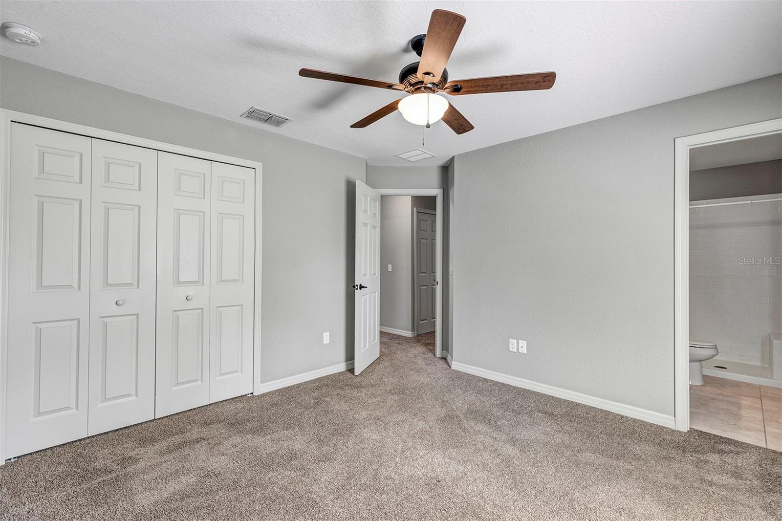 SEC 24 TWP 16 RGE 23 PLAT BOOK J PAGE 294 SILVER S - Residential Lease