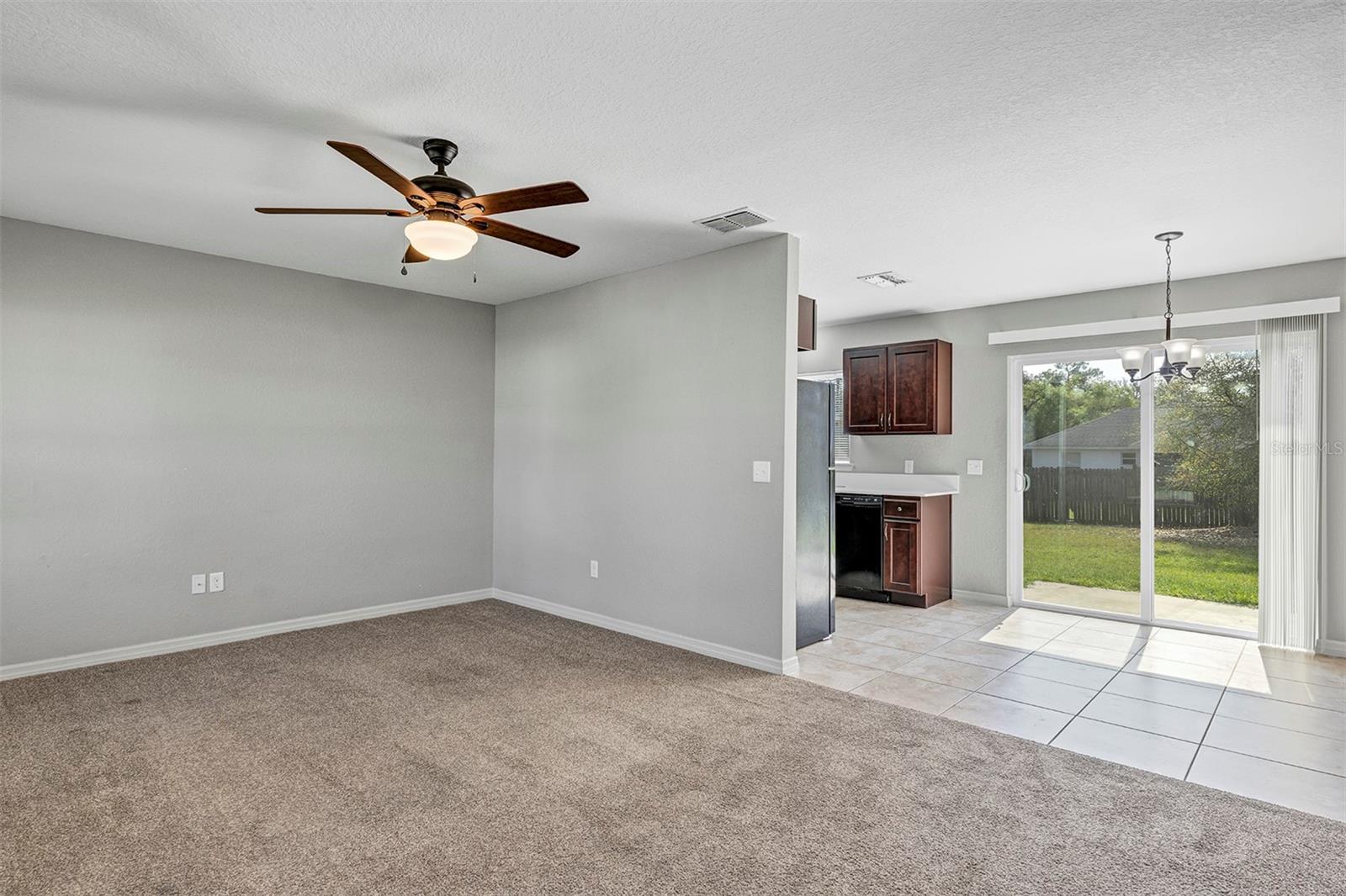 SEC 24 TWP 16 RGE 23 PLAT BOOK J PAGE 294 SILVER S - Residential Lease