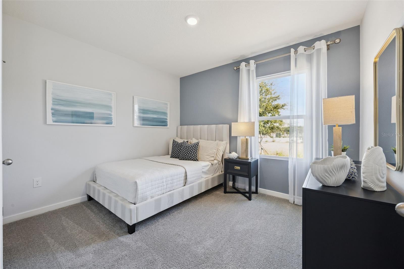 HARMONY WEST - Residential