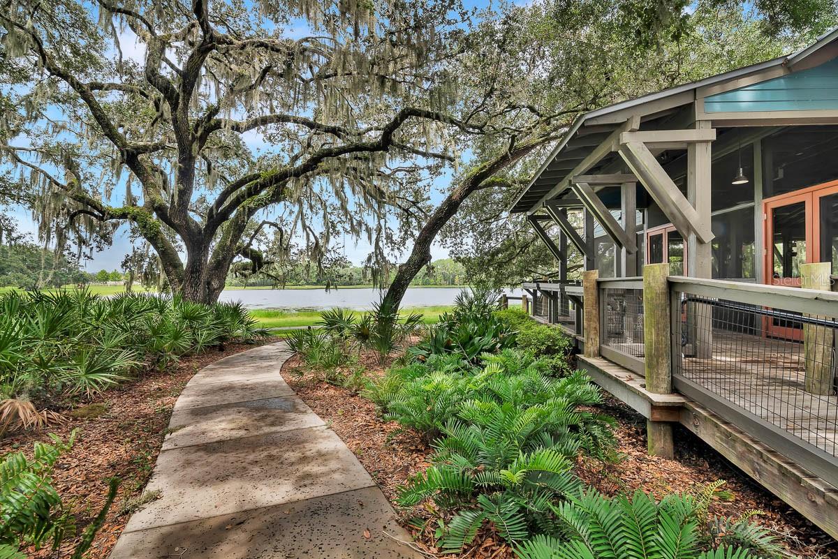 FISHHAWK RANCH WEST TWNHMS - Residential