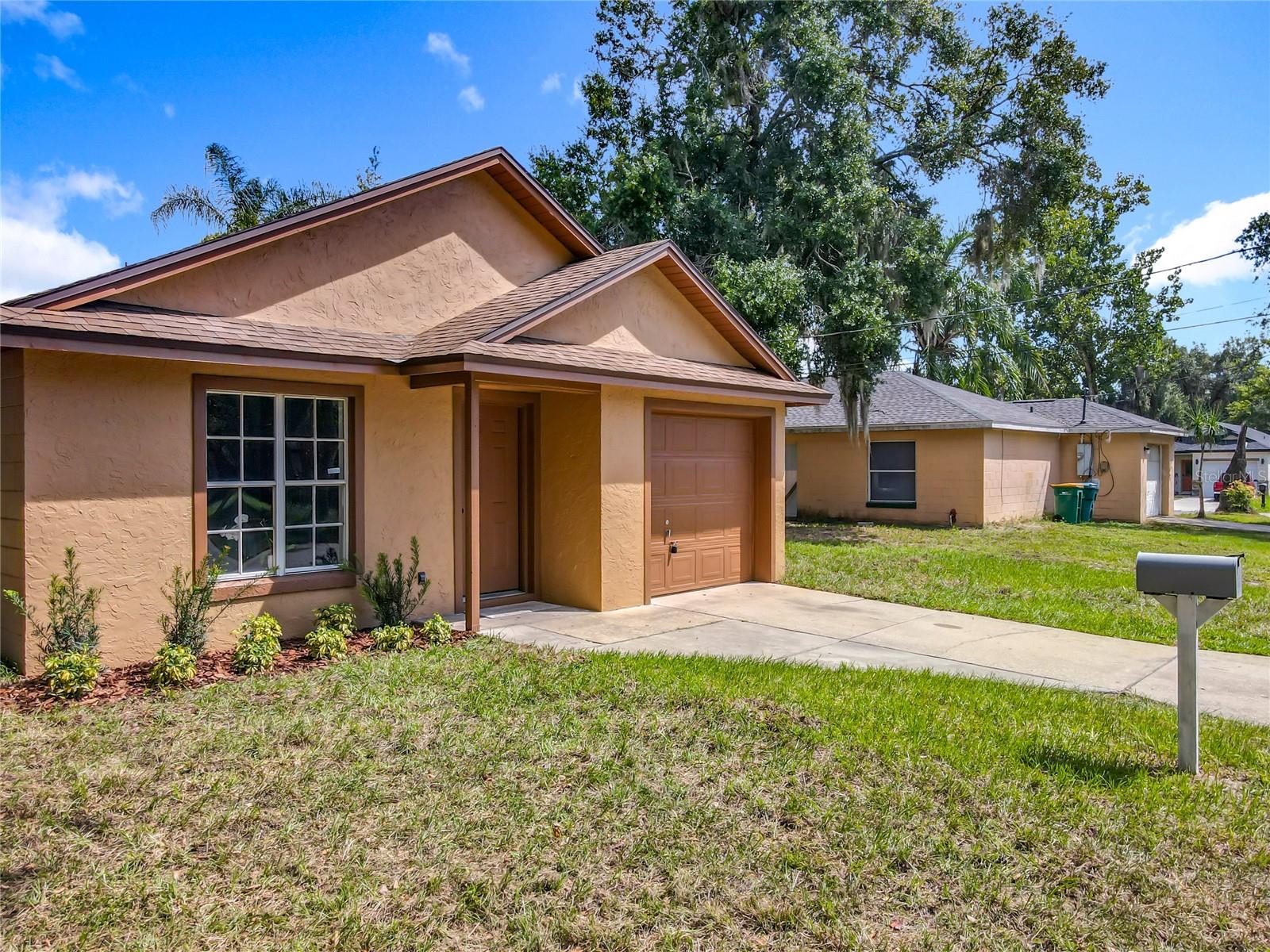 EUSTIS EUSTIS REP 01 - Residential