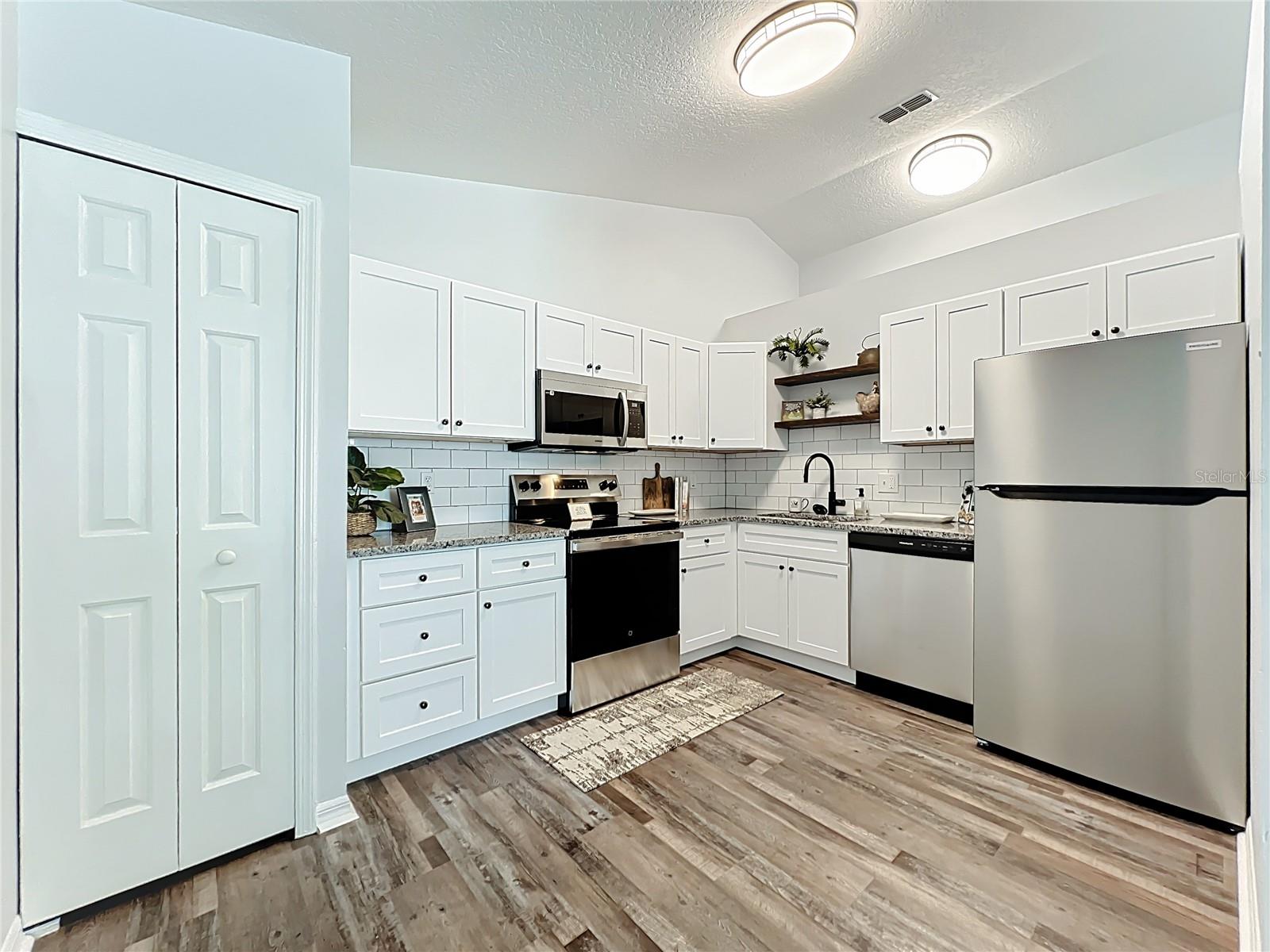 EUSTIS EUSTIS REP 01 - Residential